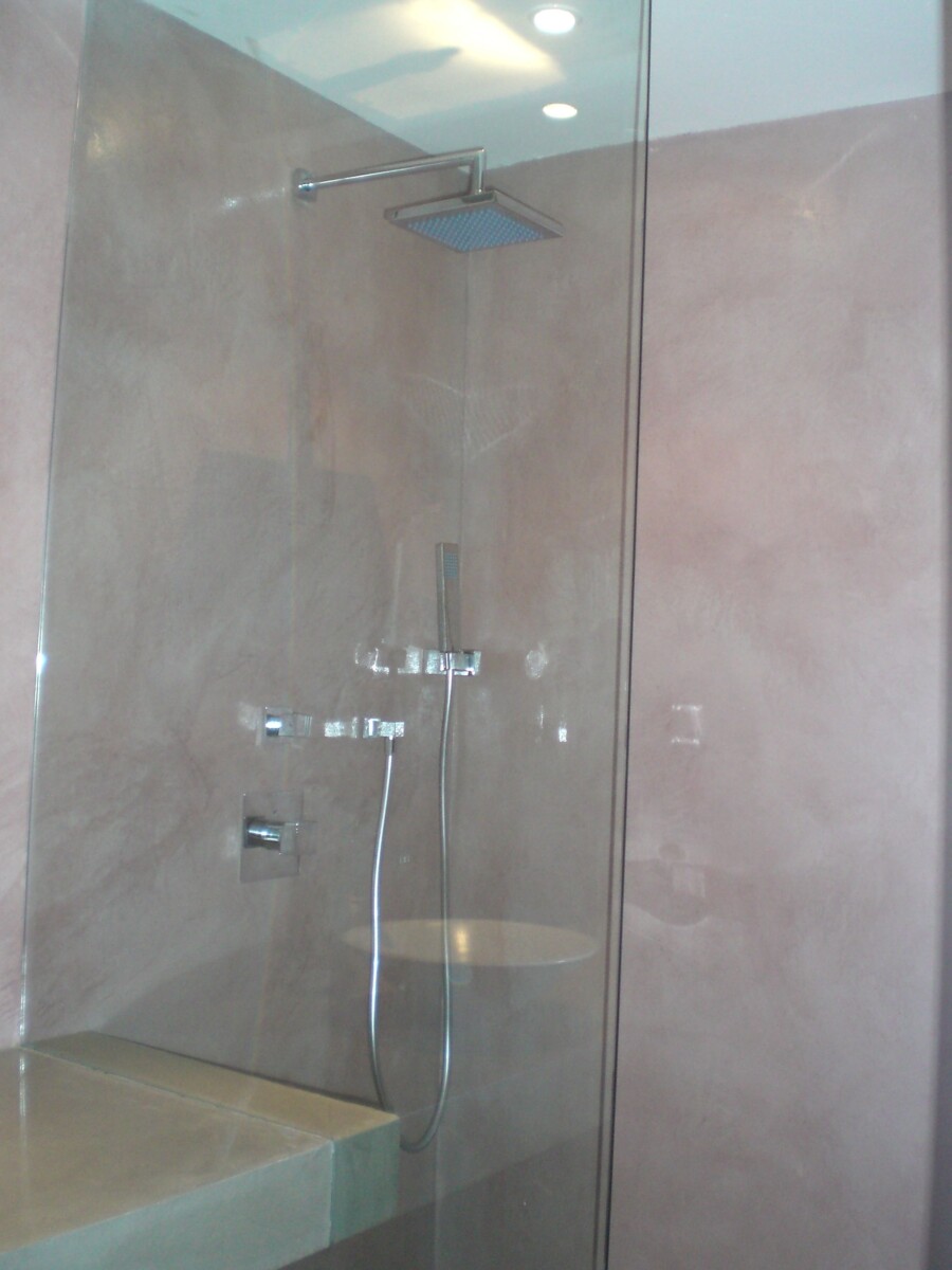 Sol antidérapant douche italienne