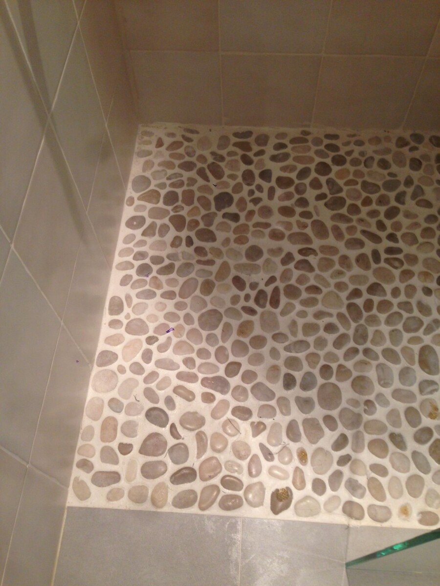 Sol antidérapant douche italienne